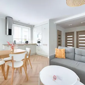 Happy Comfort By The Apartament